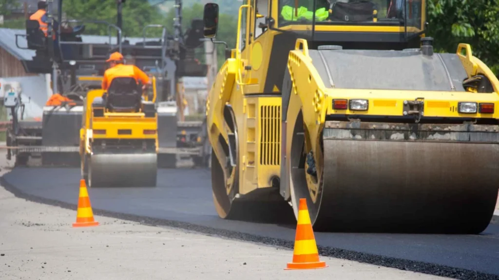 Asphalt-Paving